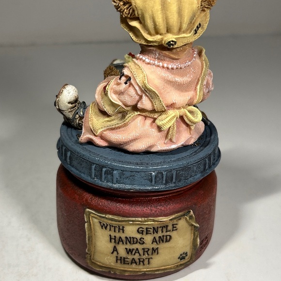 The Boyd’s Bear Collection RX Love & Kisses Nurse Music Box YOU’VE GOT A… - Picture 9 of 14